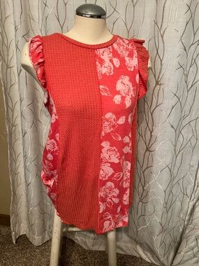 BUCKETLIST Coral Pink Mixed-Panel Floral Ruffle Tank